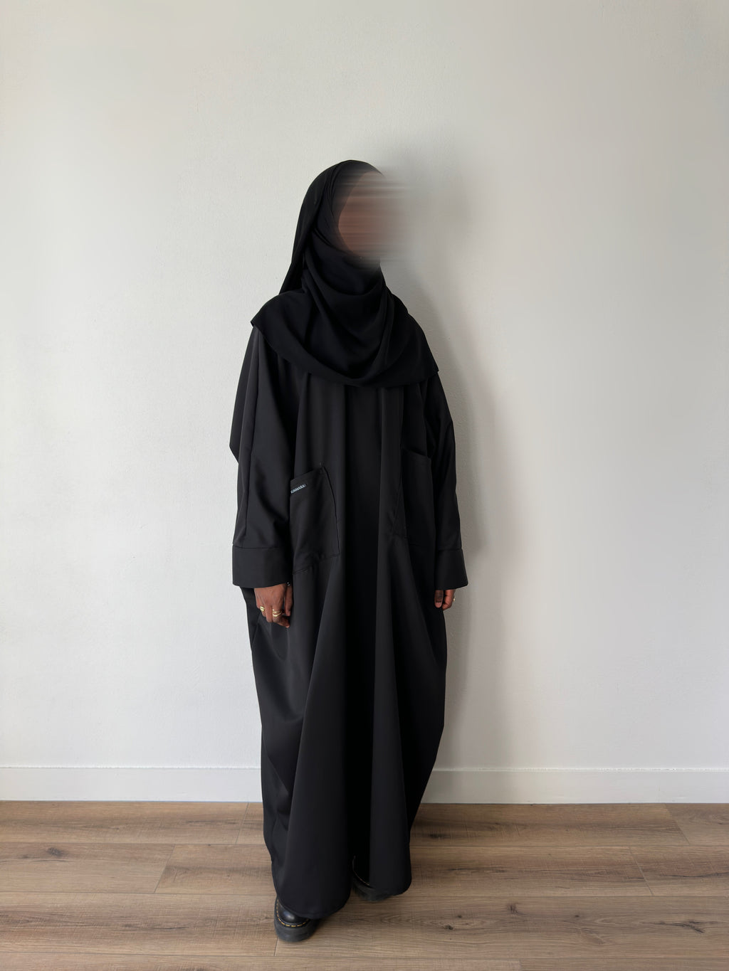 MODÈLE SAAFI JET BLACK