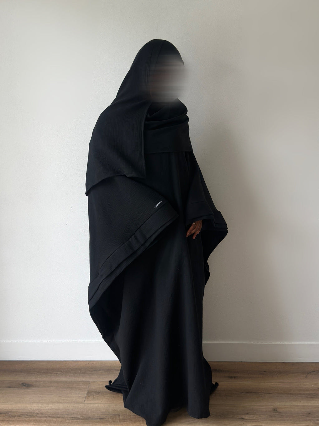 SET DALO NOIR
