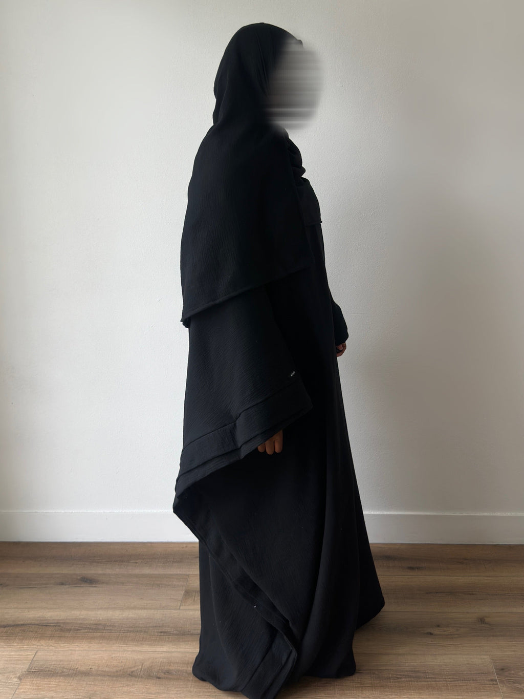 SET DALO NOIR