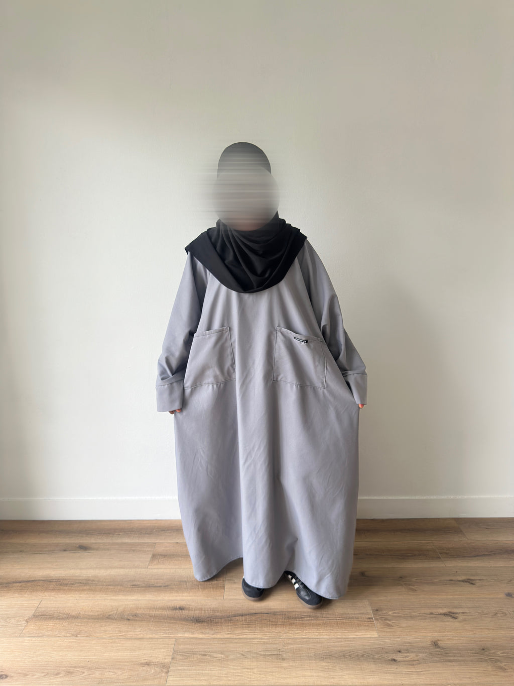 MODÈLE SAAFI GRIS ARGENT